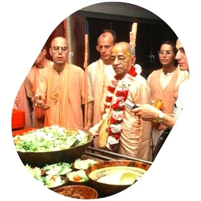 food donation at iskcon delhi